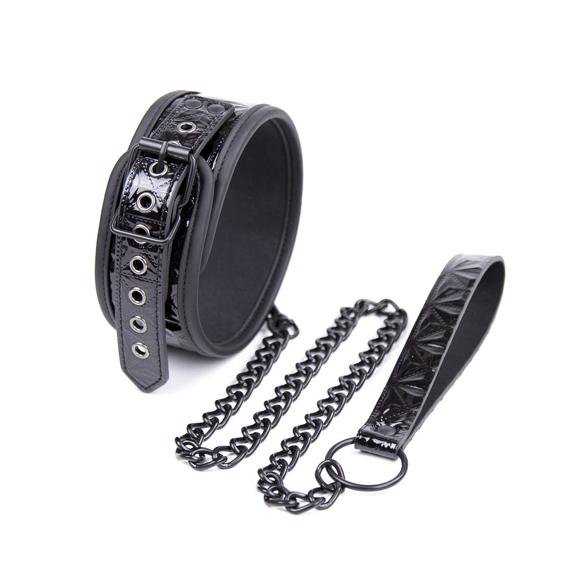 Diamond Pattern Collar with a Chain Leash black