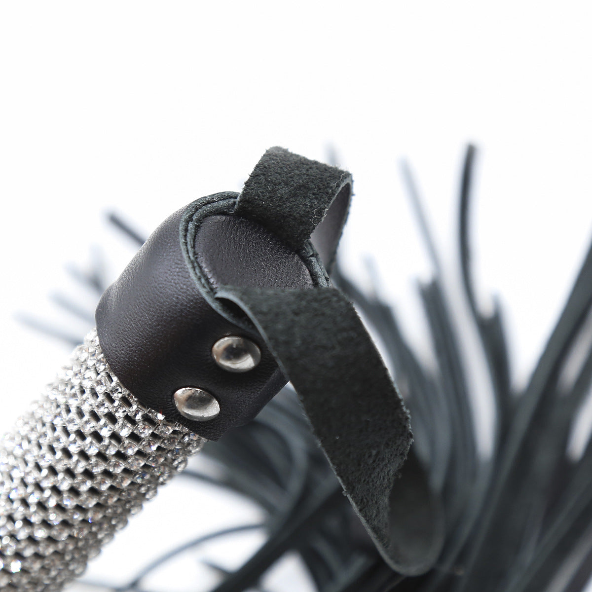 Dominion Genuine Leather Whip details