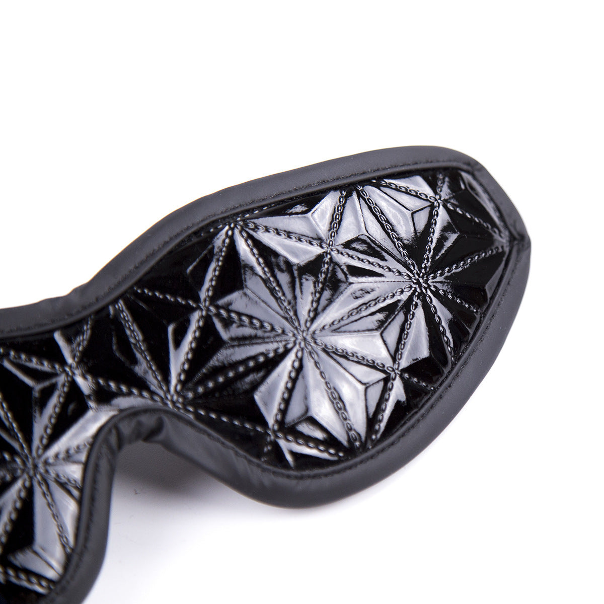 Elastic Eye Mask for Sensory Play close up