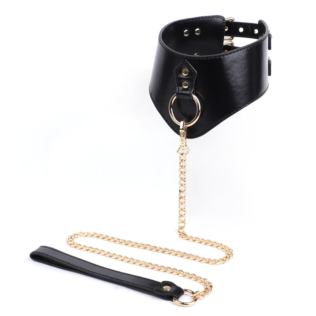 Gilded V Collar | Angular Form
